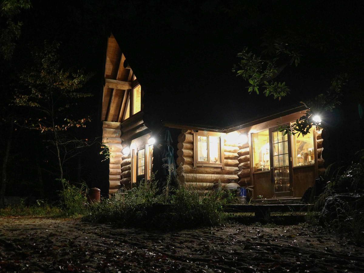 Canadian Loghouse Inn Azuminoyujin Exterior photo